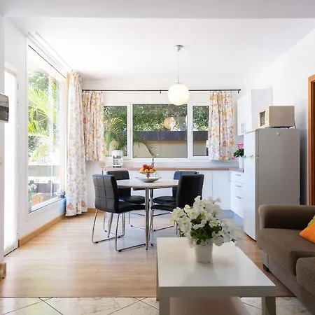 Los Jardines Del Cura Apartment